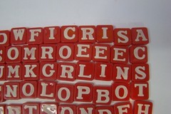 VTG Parkers Brothers Inc Anagrams & Letters, 93 Plastic Tiles – crafting