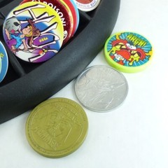 Lot of 100 Pogs, 6 Slammers Ready To Play Tournament Game Board & Pad from 1990s