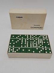 Vintage Marblelike Green Standard Dominoes Original Box Made In USA