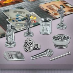 Seinfeld CLUE® AGE 9+ 2-6 players 60 minutes + FREE DVD