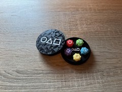 3D Printed Gonggi (Gong-gi) Korean Jacks – Case Included