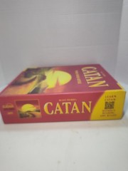 Catan Base Game 5th Edition Complete + Game Cards Accessory Set -Excellent Cond.