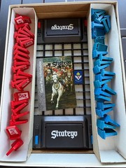 Electronic’ Stratego’ Board Game 1982 Milton Bradley COMPLETE w/manual READ
