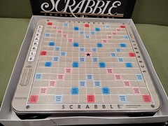 1989 Scrabble Deluxe Edition 100% COMPLETE Rotating Turntable Board Game