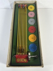 Antique GEE-WIZ No. 40 Wolverine Supply Toy Metal Horse Racing Game