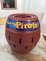 Tomy 1979 Super Pop-Up Pirate! Game-Replacement PARTS- 5.5×5.5” Brown Barre 24