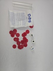 Original George and Co LCR Left Right Center Dice Game w/Chips & Instructions