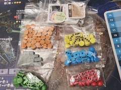 Alien Frontiers Board Game Clever Mojo Games 2010