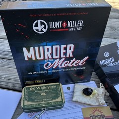 Hunt A Killer Mystery – Murder at the Motel Immersive Murder Mystery Board Game