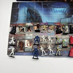Star Wars Epic Duels Board Game 2002 w/ Figures 370/372 Cards Read