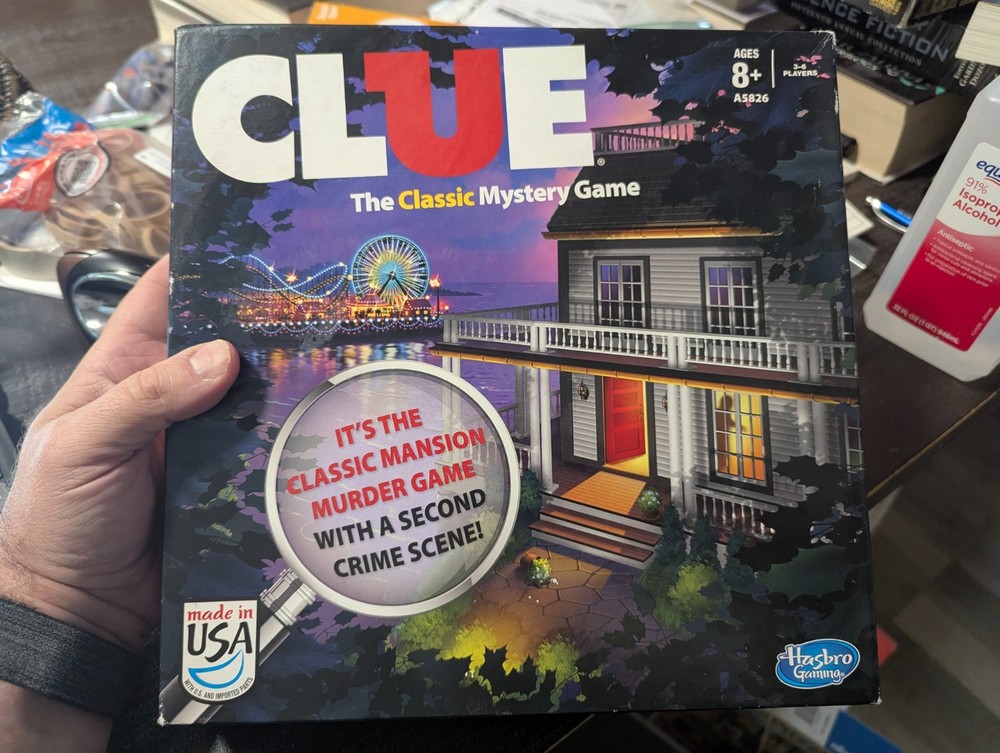 CLUE CLASSIC MYSTERY Board Game 100% COMPLETE 2013 CCMG1A