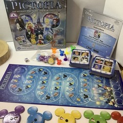 PICTOPIA Disney Edition Picture Trivia Betting Bluffing Family Board Game