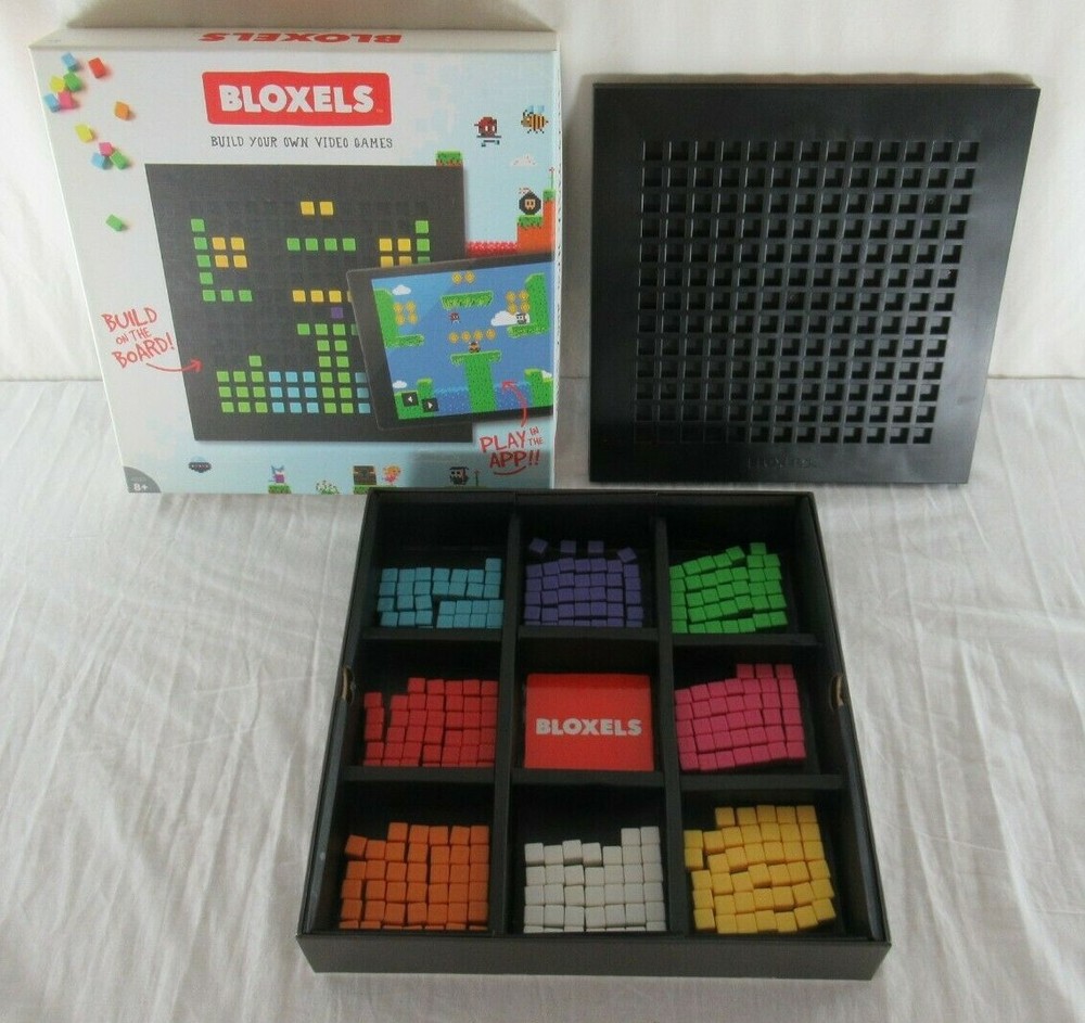 Bloxels: Build Your Own Video Games Board Game Mattel 2016 Pixel Press