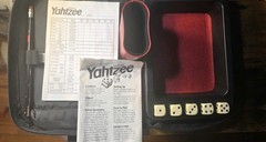 Yahtzee Deluxe Travel Edition 2003 Game Folio w/ Black Nylon Zip Case