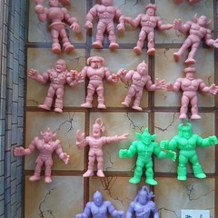 Vintage Mattel M.U.S.C.L.E Mega Match Game 1983 Arena w Figures Box Incomplete