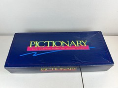 Vintage PICTIONARY 1993 Classic Board Game of Quick Draw Ships Complete