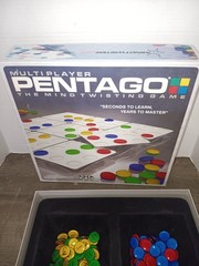 Multiplayer Pentago The Mind Twisting Strategy Board Game Fast Pace Fun Read