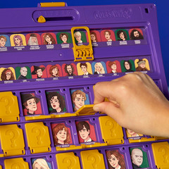 Guess Who? HARRY POTTER Edition Board Game | Ages 6 and up | 2 Players | Fun