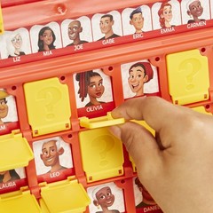 Hasbro Gaming Guess Who? Original,Easy to Load Frame,Double-Sided