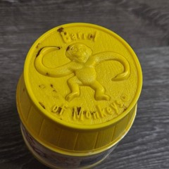 Milton Bradley 4056 Barrel of Monkeys Game Kids Yellow Red Vintage 1989 USA