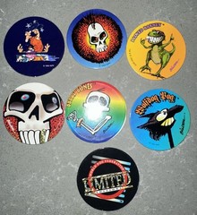 VINTAGE 1990s Lot of 104 POISON Skull Bones Pogs Slammer Whammers Milk Caps