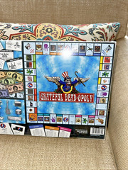 NEW! SEALED! GRATEFUL DEAD Discovery Bay Games Grateful Deadopoly Game Board