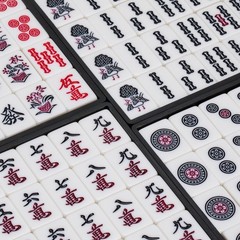 Japanese Riichi Mahjong Set with Standard Size Tiles and Black Vinyl Case