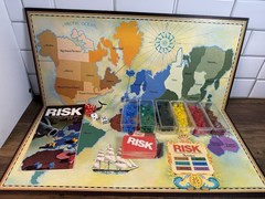Vintage 1975 1980 Parker Brothers Risk Strategy Board Game, complete w/manual