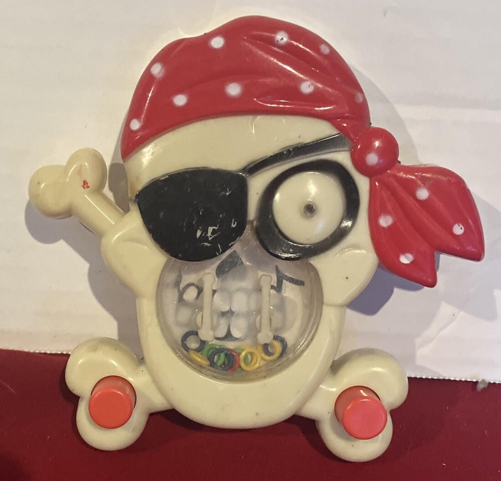 Vintage RINCO TOYS Hand Held Travel Pirate Water Ring Toss Game 4.5”