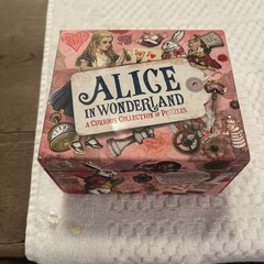 Alice in Wonderland Curious Collection of Puzzles Sterling Innovation Games