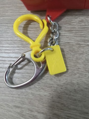 Perfection The Game Keychain 2000 FUN Milton Bradley Mini A Few Pieces Missing