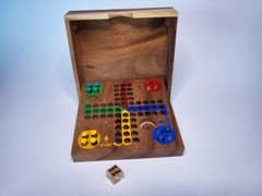 Wooden Ludo Pachisi Strategy Fun Traditional Travel Board Game 14x14cm 6х6″
