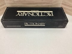 VINTAGE Pictionary Game First Edition COMPLETE 1985 Classic Drawing Board Game