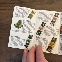 VINTAGE COLECO INDUSTRIES INC TOYS / GAMES CATALOG HANDHELD GAMES 1980