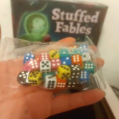 Stuffed Fables Adventure Book Game Complete W/Dice/Figures/4 Sealed Decks Z-Man
