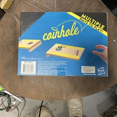 Coinhole Tabletop Coin-Bouncing Party Game – C3810 SEALED NEW Hasbro
