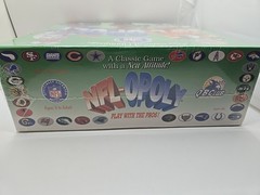 NFL-OPOLY Football Team Board Game TDC Games NFL Brett Favre Troy Aikman #1001