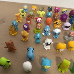 Gogo Crazy Bones Lot Of 150 Figures