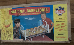 Vintage 1960s Eagle Coleco National Basketball Game USA Team Players w/ Bases
