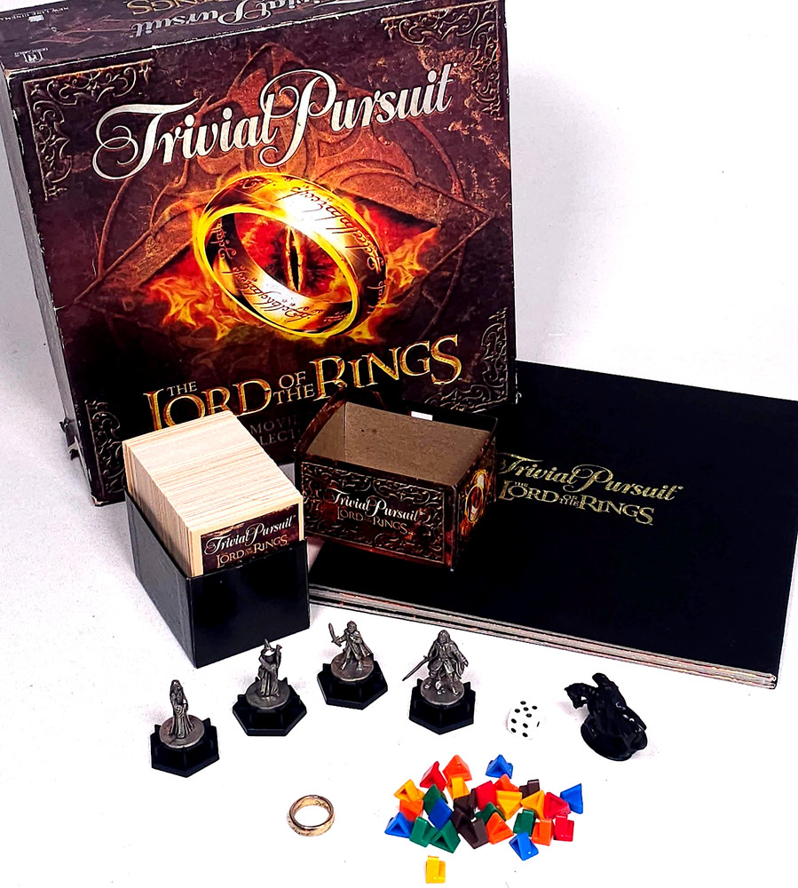 Trivial Pursuit Lord of the Rings Movie Trilogy Collectors Edition 95% Complete