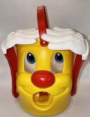 1991 Pressman Toys Mr Bucket Game COMPLETE Shovels Balls WORKS