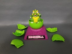 Vintage 1986 Milton Bradley Eggzilla Things Games 80s Great Condition Complete