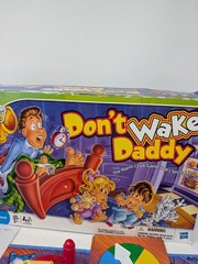 Don’t Wake Daddy MB Board Game 2-4 Players Ages 3+ Plastic Cardboard 2011