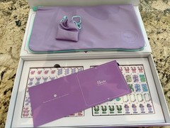 VIRORA ‘Florea’ Mahjong Set, 160 Purple 4-Layer Tiles, Tile Bag, Box & 4 Dice