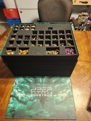 Deep Madness, 5 expansions, 2 miniature packs Profundum and Monstrum boxes