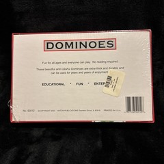 Classic Christmas Dominoes 28 Piece Game Set Holiday Family Fun Together 2003