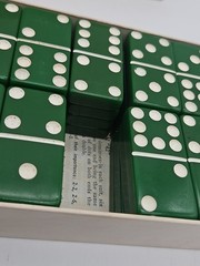Vintage Marblelike Green Standard Dominoes Original Box Made In USA