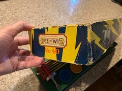 Antique GEE WIZ No. 40 Wolverine Supply Toy Metal Horse Racing Game