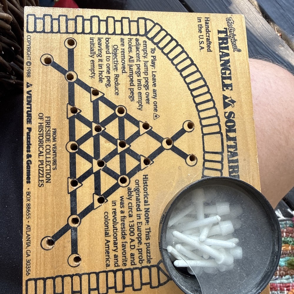 VTG Original Triangle Solitaire Game- Venture Puzzles & Games 1988 Wood Board