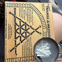 VTG Original Triangle Solitaire Game- Venture Puzzles & Games 1988 Wood Board